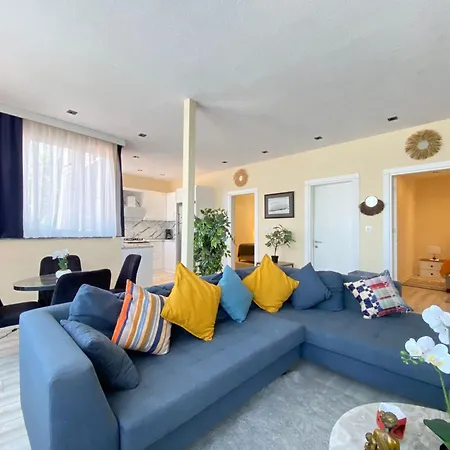 Ferienhaus Sea View Getaway 2br Flat Walk To Shorelin *